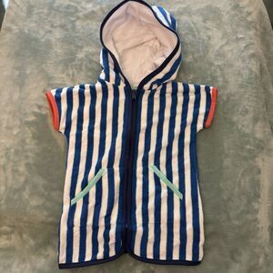 NWT Adventurewear 360 Beach Coverup Unisex‎ 9 Mo White Blue Stripe Hooded